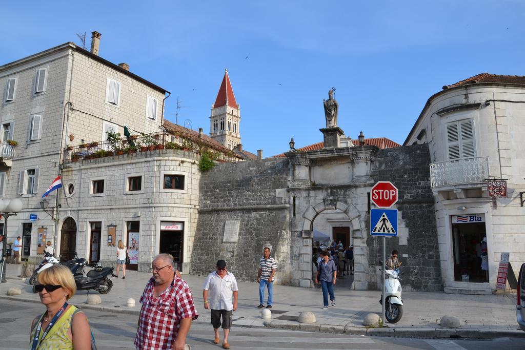 Apartment Kate Trogir Exterior photo